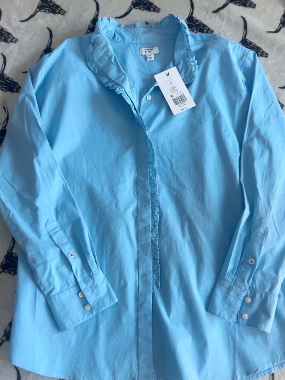 NWT Crown & Ivy Blue Ruffle Trim Button Down Shirt Size Medium